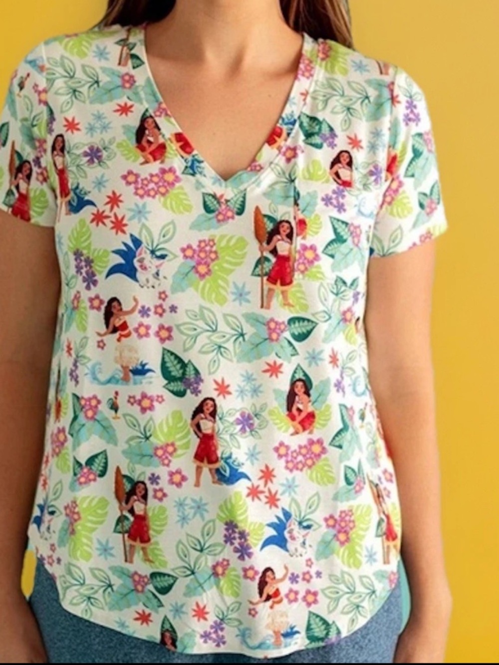 Posh Peanut 🏝️MOANA FLORAL S 2/4/6 t-shirt v-neck pocket Disney bamboo NWT